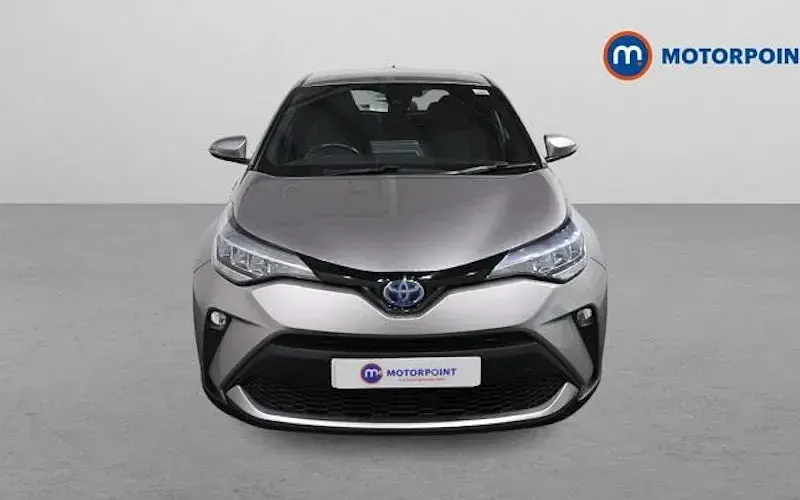 Begagnad Toyota C-HR 122 HK (89 kW) 2023 SUV