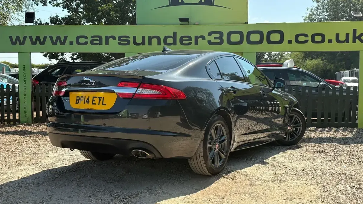 Used Jaguar XF R-Sport 163 HP (119 kW) 2014 Grey Sedan