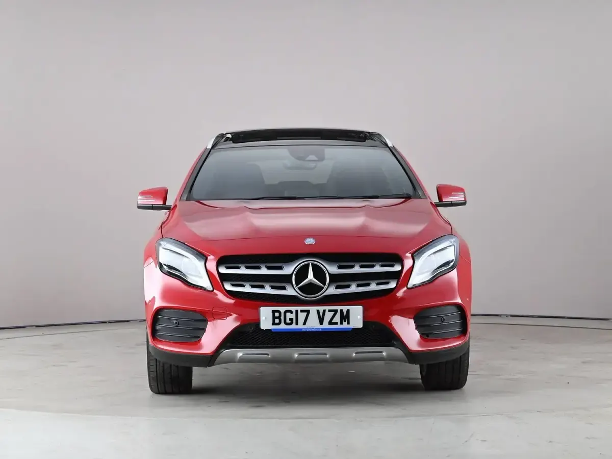 Used Mercedes GLA250 AMG Line Premium Plus 211 HP (155 kW) 2017 Red SUV