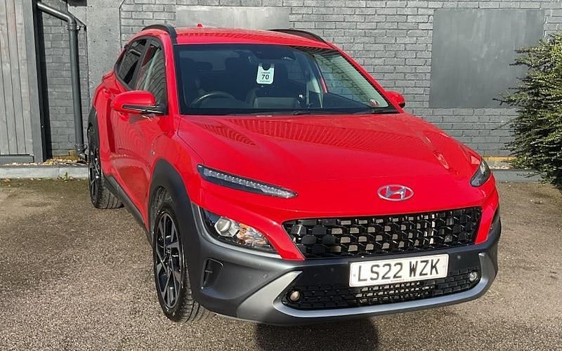 Used Hyundai Kona Premium 120 HP (88 kW) 2022 Red SUV