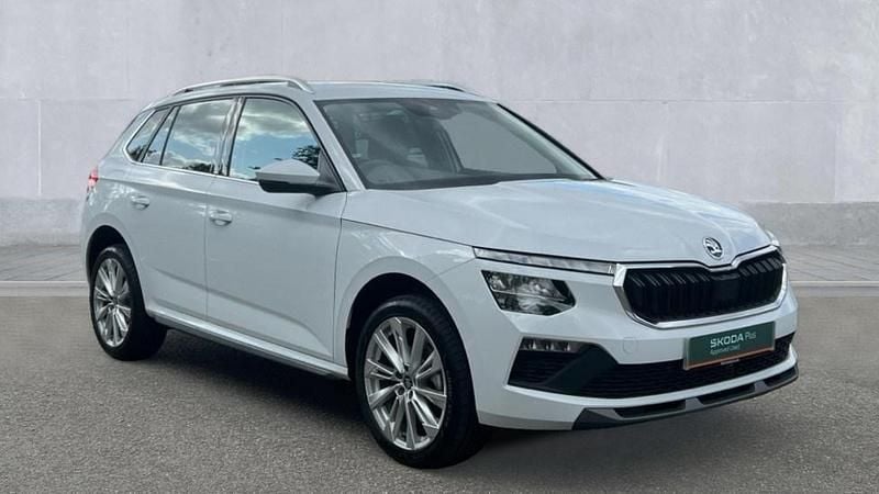 Moon white metallic Used 2025 Skoda Kamiq SE L SUV | £25,250 - Image 1/4