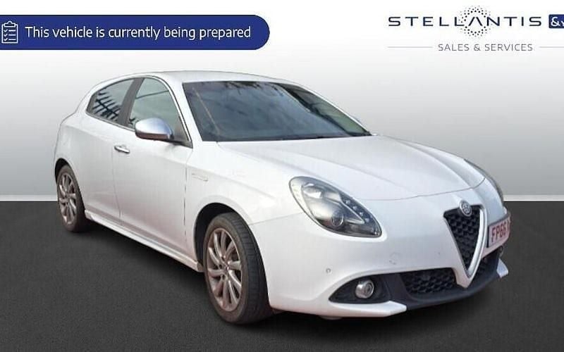 Used 2016 Alfa Romeo Giulietta Hatchback | £10,371 (Fair price) - Image 1/1