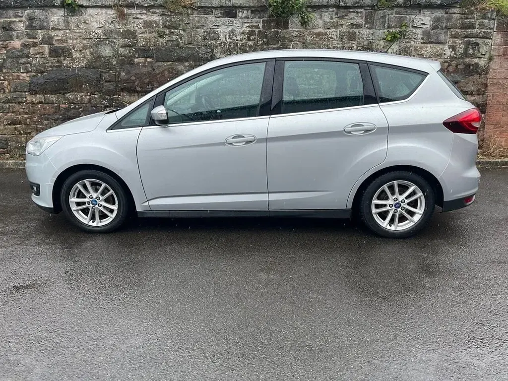Used Ford C-MAX Zetec 120 HP (88 kW) 2015 Silver MPV