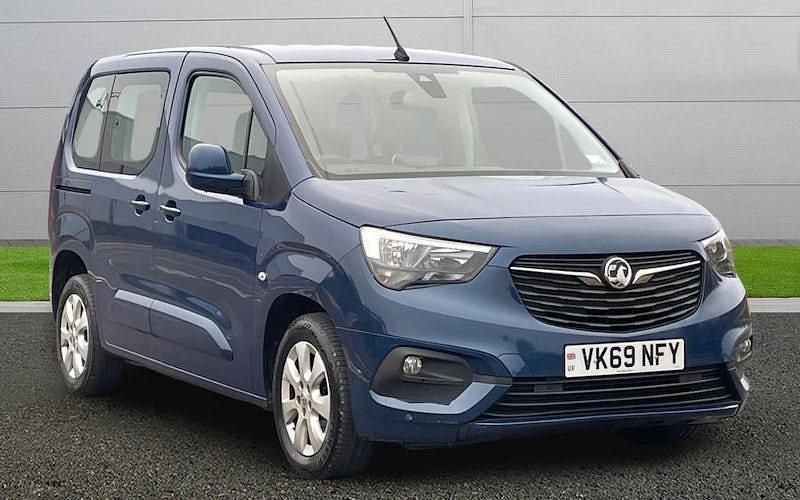 Used Vauxhall Combo S 110 HP (80 kW) 2019 Blue MPV