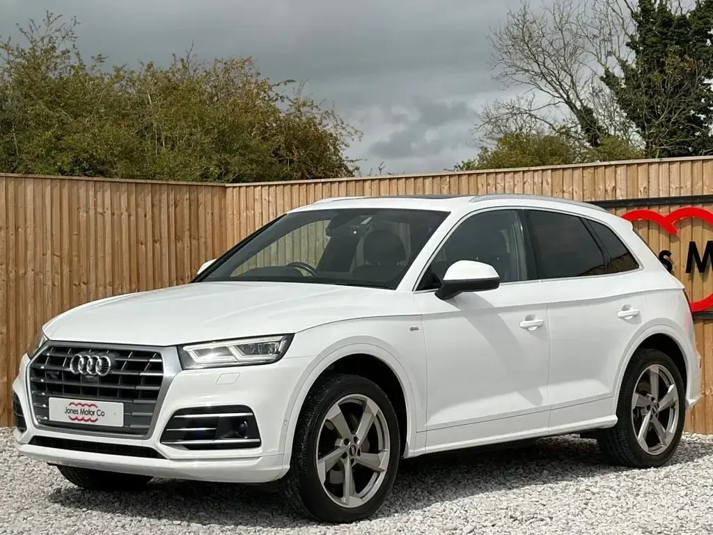 Used Audi Q5 S-Line 252 HP (185 kW) 2018 Black SUV