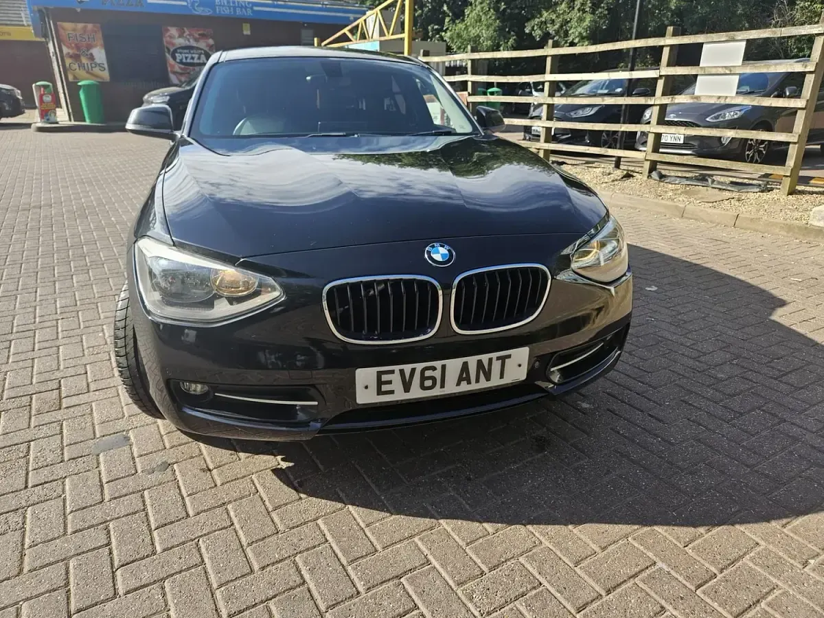Used BMW 116 Sport Line 2015 Black Hatchback