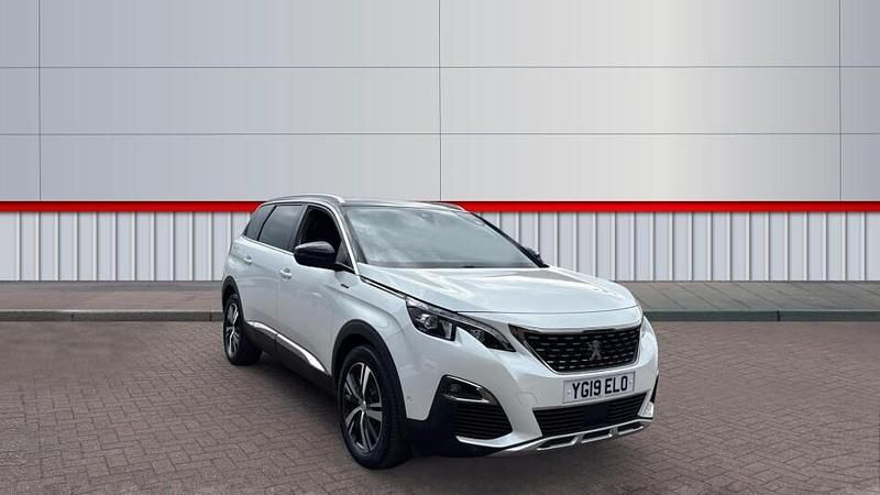 White Used 2019 Peugeot 5008 GT-line MPV | £17,498 (Fair price) - Image 1/4