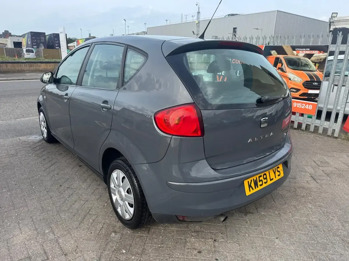 Used Seat Altea 2010 Grey MPV