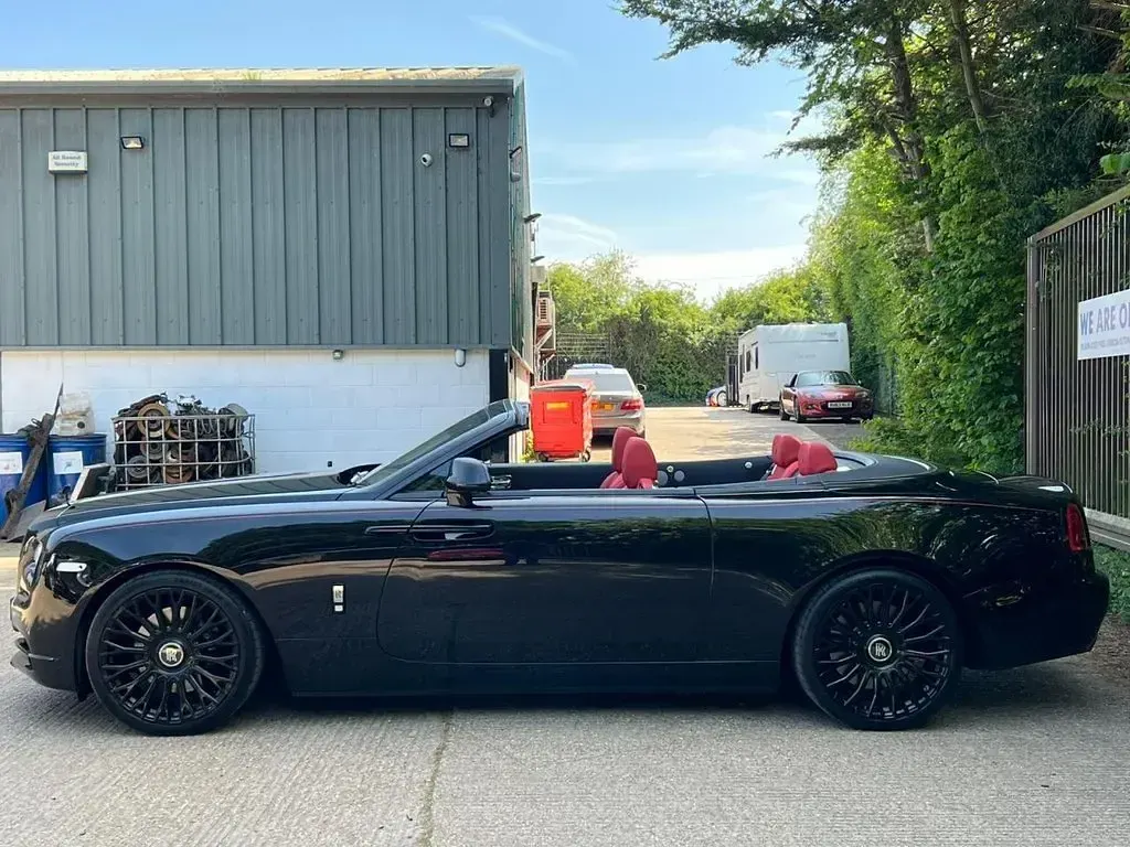 Used Rolls Royce Dawn 563 HP (414 kW) 2020 Black Cabriolet