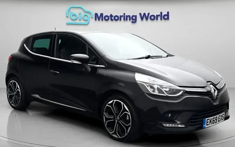 Used Renault Clio Iconic 90 HP (66 kW) 2019 Hatchback