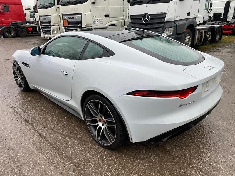 Used Jaguar F-Type R-Dynamic 300 HP (220 kW) 2017 White Coupe