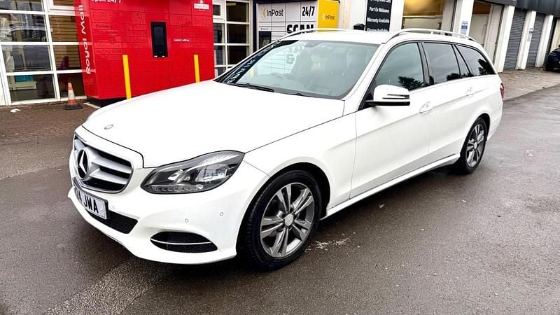 Used Mercedes E220 SE 170 HP (125 kW) 2014 White Estate