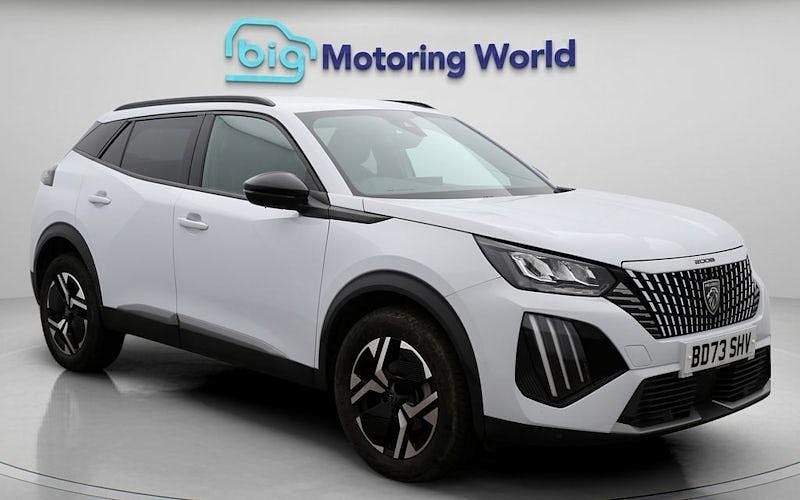 White Used 2023 Peugeot 2008 Allure SUV | £16,200 (Fair price) - Image 1/4