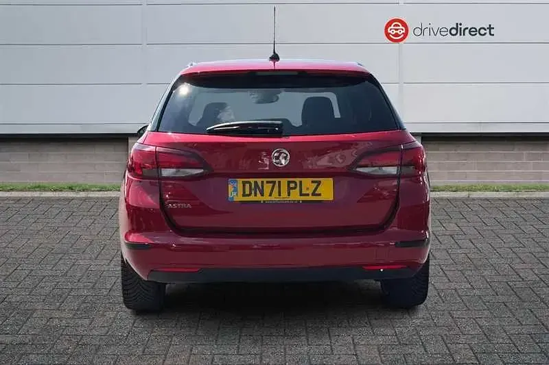 Used Vauxhall Astra Edition 2021 Red Estate