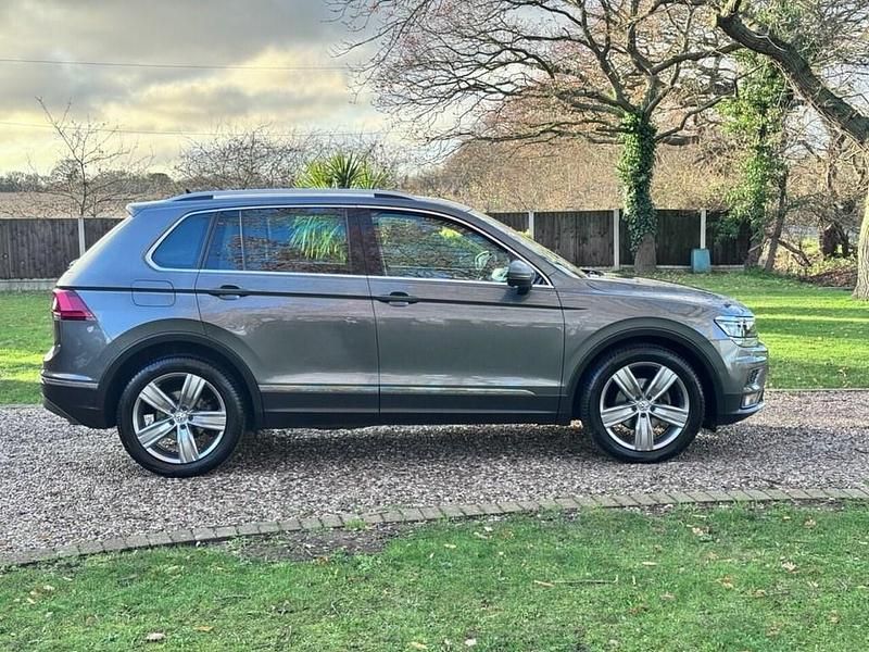 Used VW Tiguan SEL 150 HP (110 kW) 2018 Grey SUV