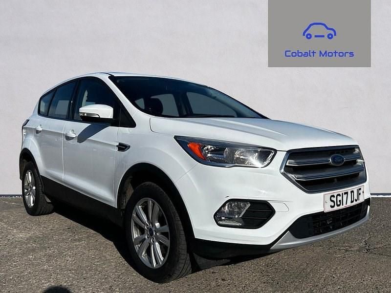 Used Ford Kuga Zetec 120 HP (88 kW) 2017 White SUV