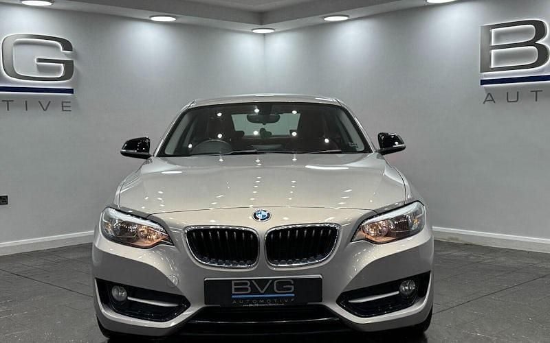 Used BMW 220 Sport Line 184 HP (135 kW) 2015 Silver Coupe