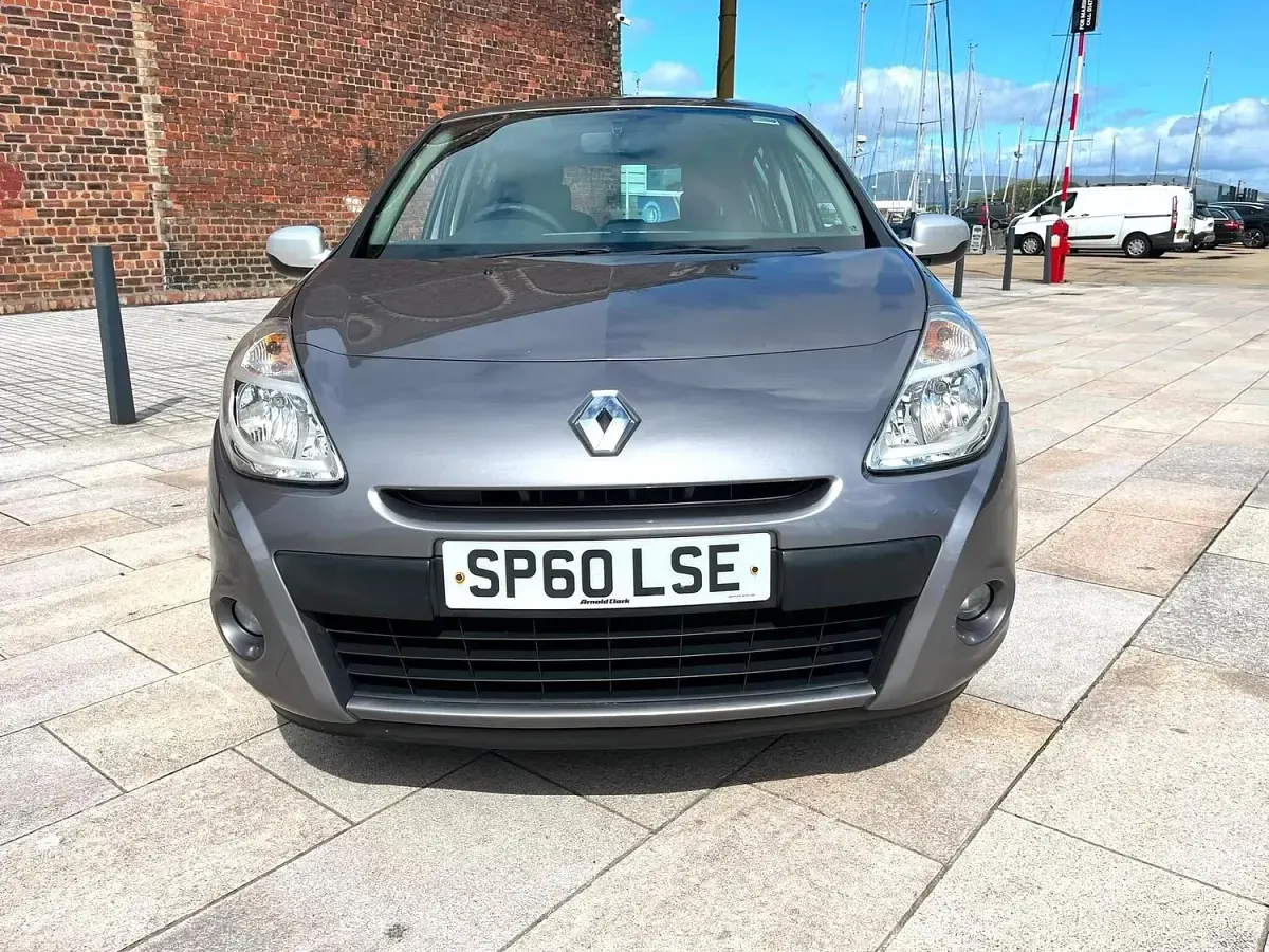 Used Renault Clio 2010 Grey Hatchback