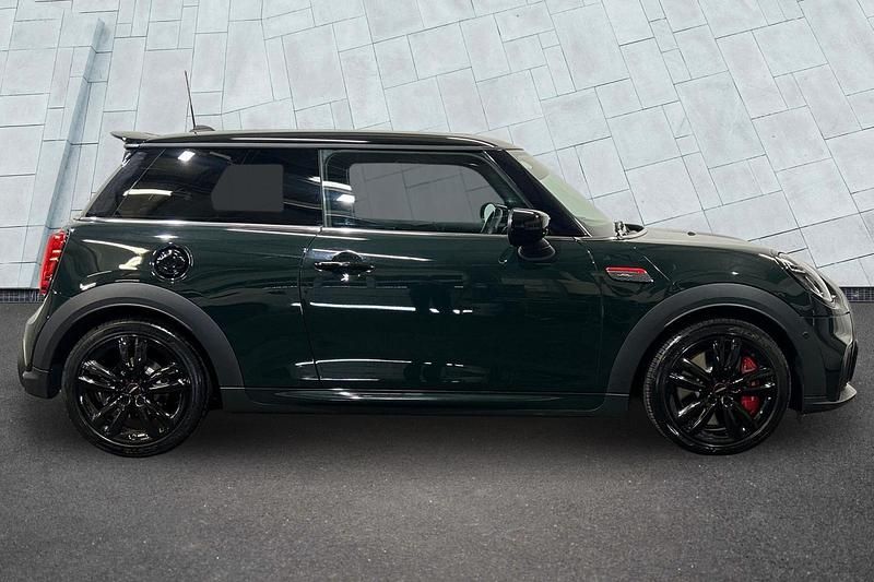 Used Mini John Cooper Works Hatch 228 HP (167 kW) 2022 Green Hatchback