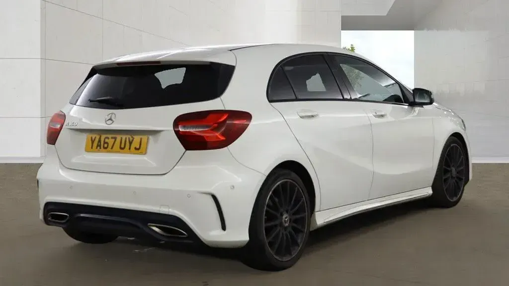 Used Mercedes A160 AMG line 102 HP (75 kW) 2018 White Hatchback