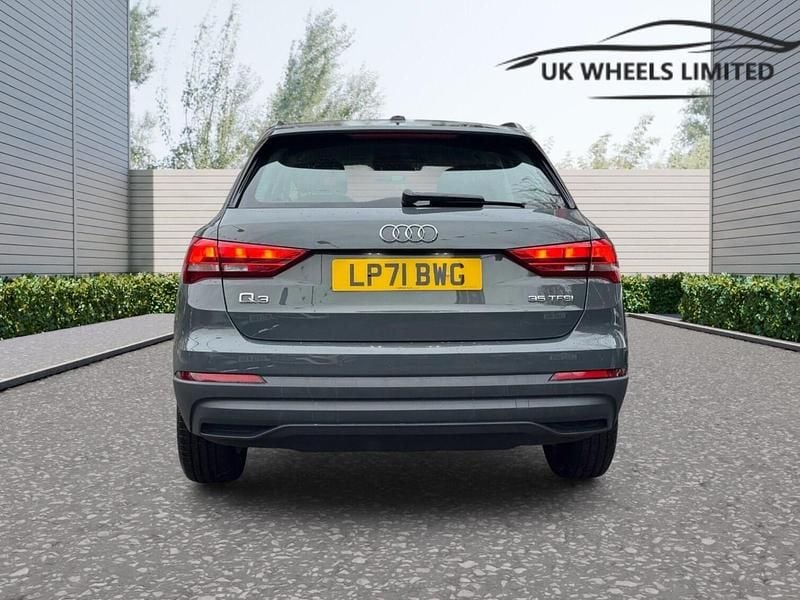 Used Audi Q3 Design 150 HP (110 kW) 2022 Grey SUV