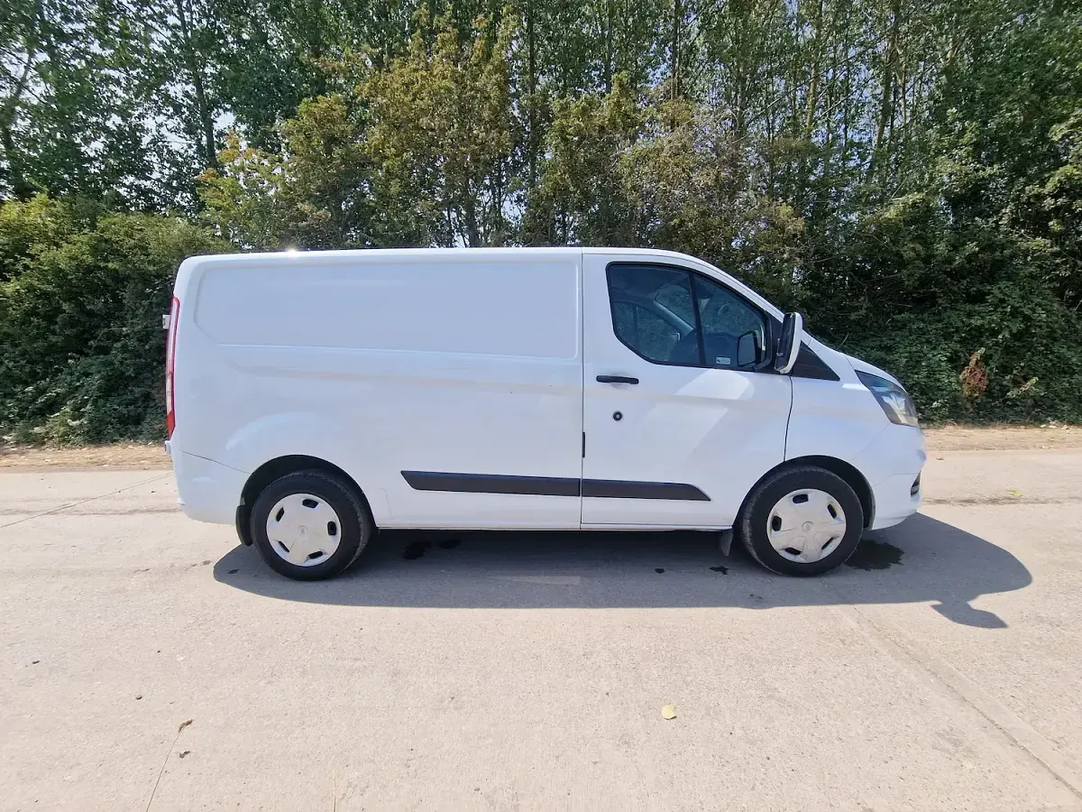 Used Ford Transit Custom Trend 130 HP (95 kW) 2019 White Van