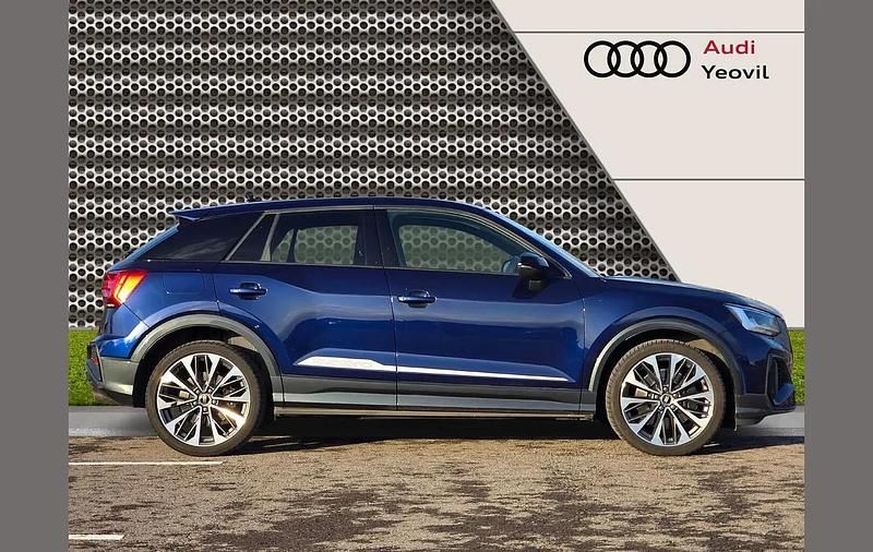 Used Audi SQ2 Black Edition 296 HP (217 kW) 2023 Blue SUV