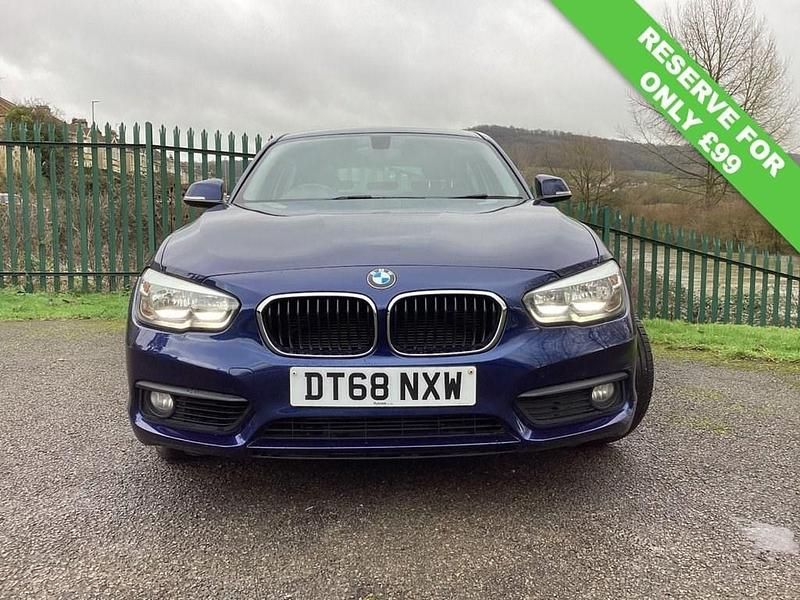 Used BMW 118 Comfort Edition 136 HP (100 kW) 2019 Blue Hatchback