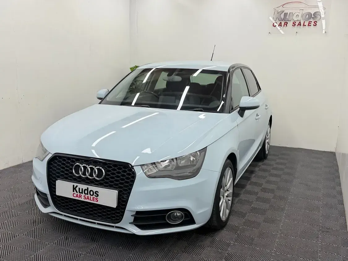 Used Audi A1 Sport 86 HP (63 kW) 2012 Blue Hatchback