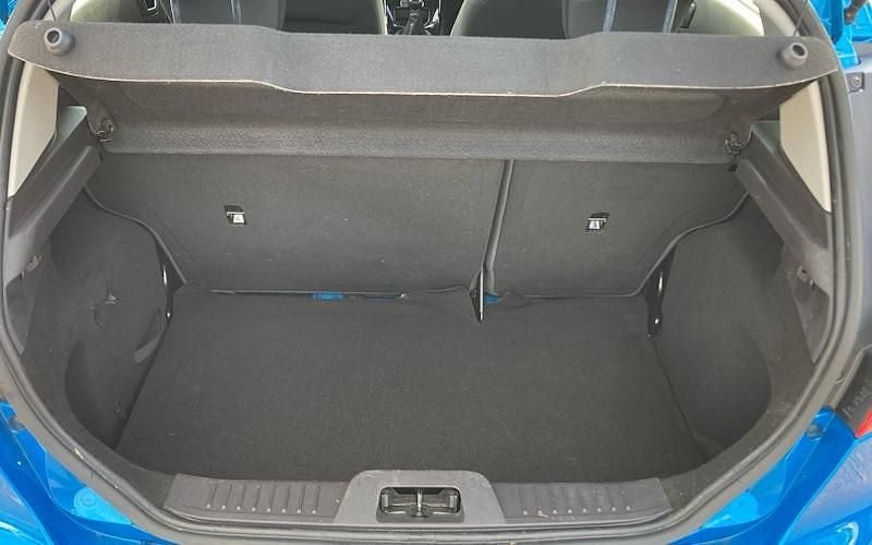 Used Ford Fiesta Zetec 101 HP (74 kW) 2017 Hatchback