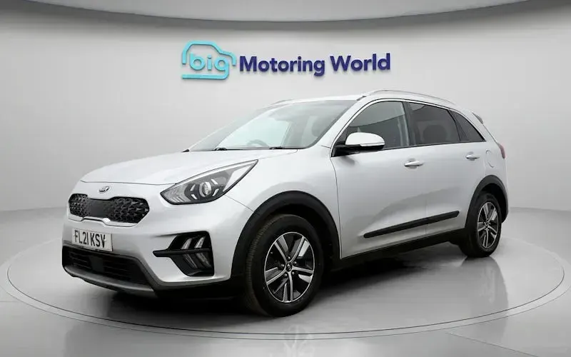 Used Kia Niro 141 HP (103 kW) 2021 Silver SUV