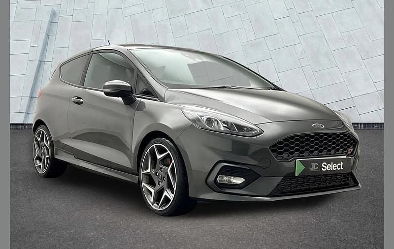Used Ford Fiesta ST 196 HP (144 kW) 2019 Grey Hatchback