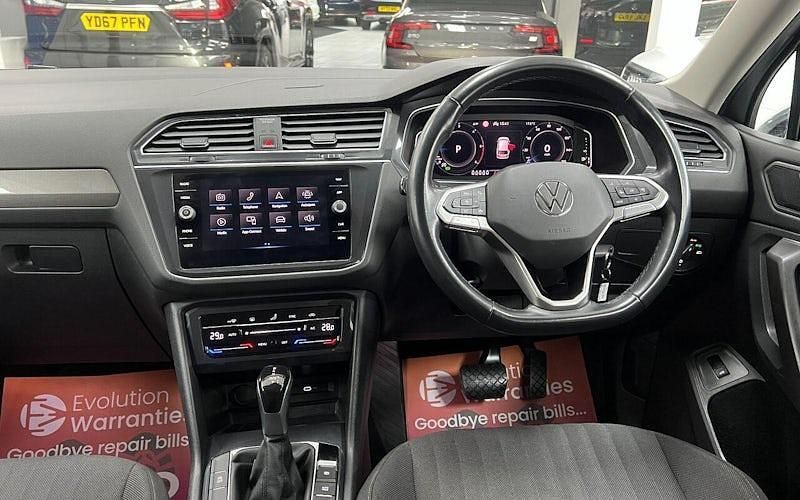 Used VW Tiguan Allspace Life 150 HP (110 kW) 2024 SUV