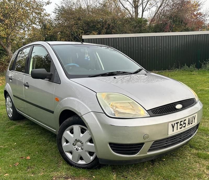 Silver Used 2005 Ford Fiesta Style Hatchback | £1,495 (A bit pricey) - Image 1/4