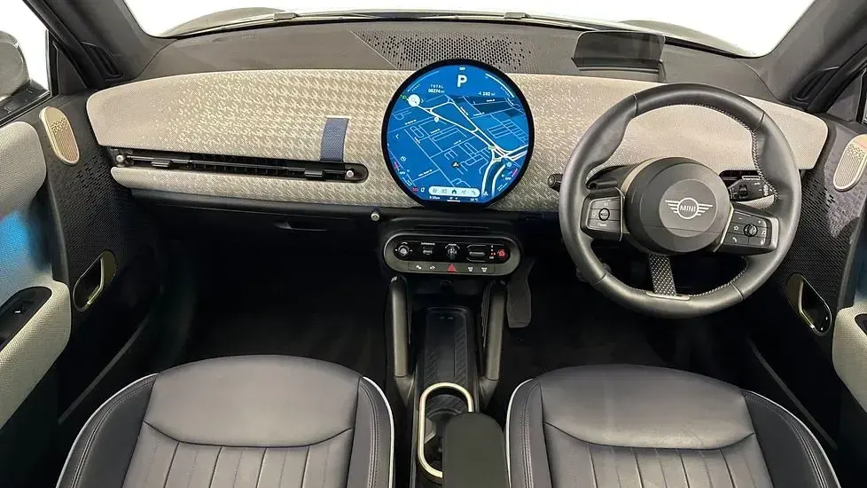Used Mini Cooper SE Hatch 158 kW (215 HP) 2024 Black Hatchback