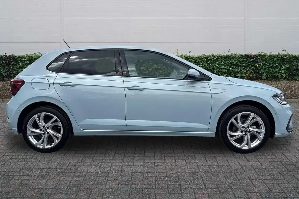 New VW Polo Edition 95 HP (69 kW) 2026 Crystal ice blue Hatchback