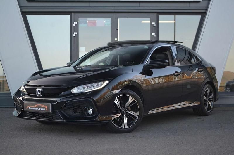 Used Honda Civic EX 120 HP (88 kW) 2018 Black Hatchback