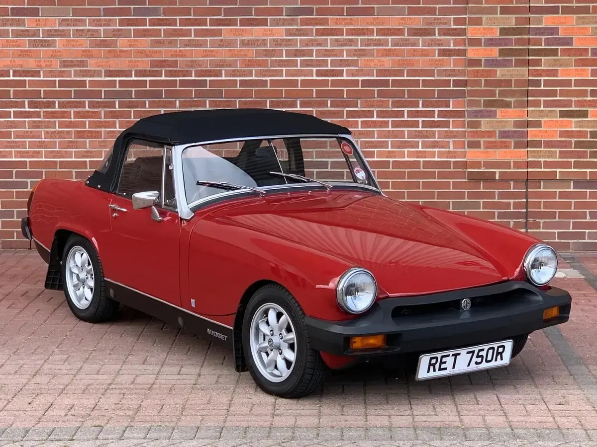 Used MG Midget 66 HP (48 kW) 1977 Red Cabriolet