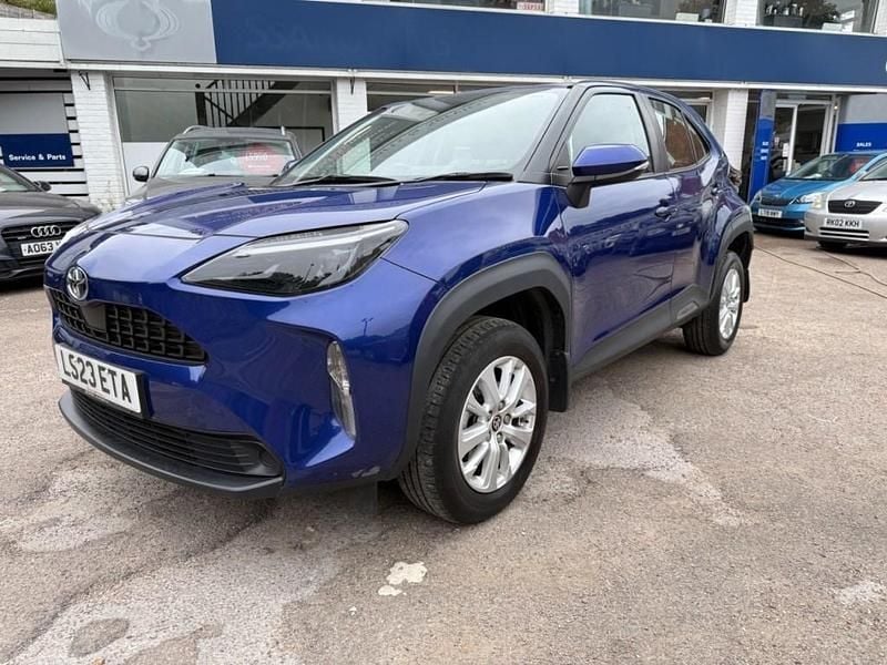Blue Used 2023 Toyota Yaris Hybrid Hatchback | £20,990 (Expensive) - Image 1/4