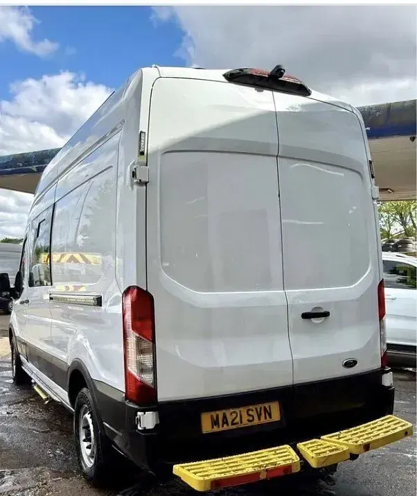 Used Ford Transit 130 HP (95 kW) 2021 White Van