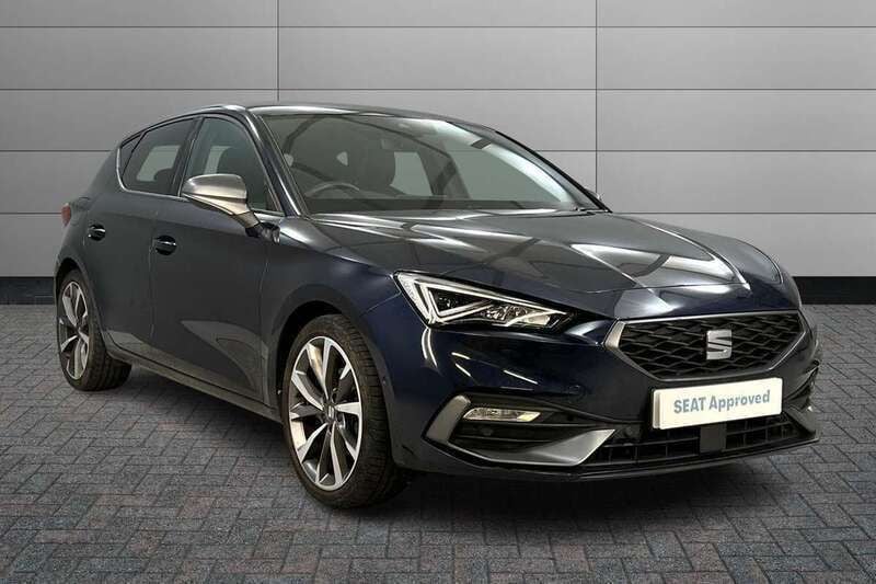 Blue Used 2022 Seat Leon FR Sport Hatchback | £17,750 (Fair price) - Image 1/4