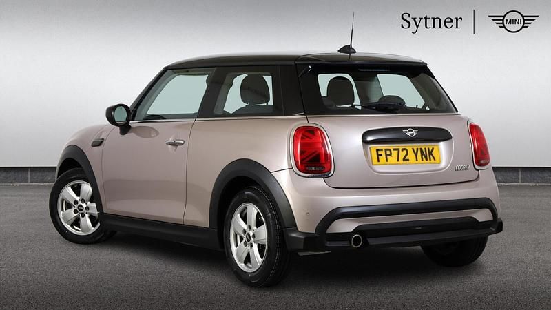 Used Mini Cooper Classic 134 HP (98 kW) 2022 Grey Hatchback