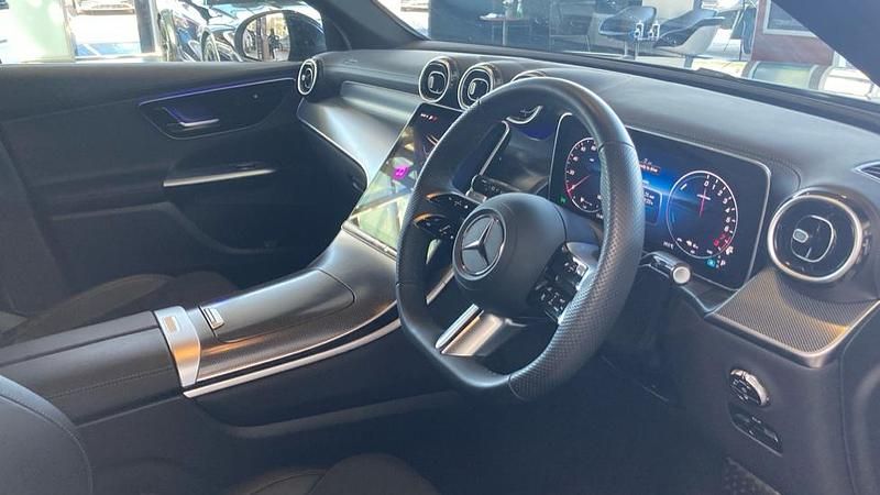 Used Mercedes GLC300e Urban 313 HP (230 kW) 2025 Verde silver metallic