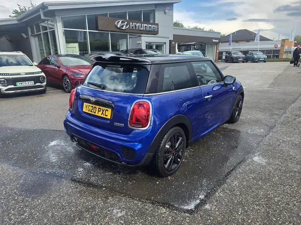 Used Mini Cooper Hatch 134 HP (98 kW) 2020 Blue Hatchback