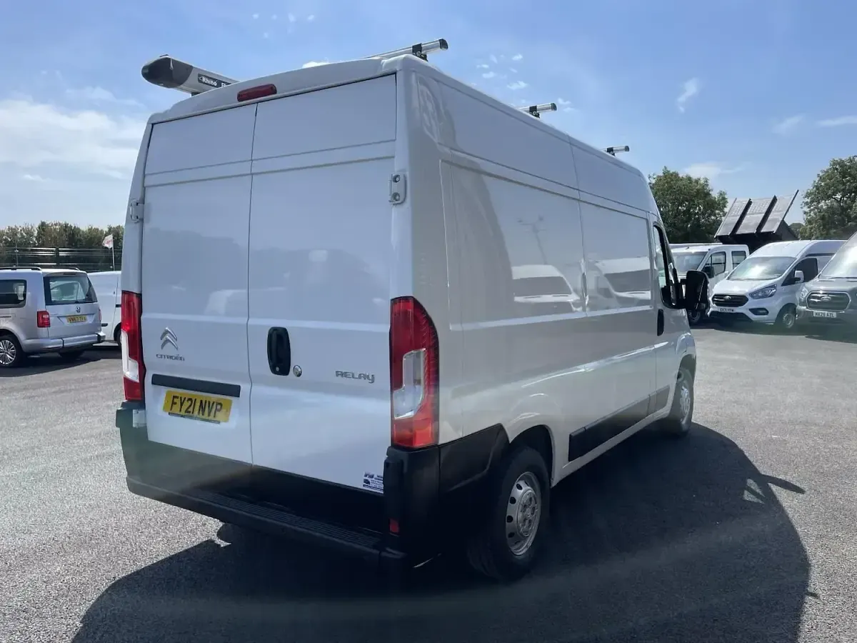 Used Citroën Relay 140 HP (102 kW) 2021 White Van