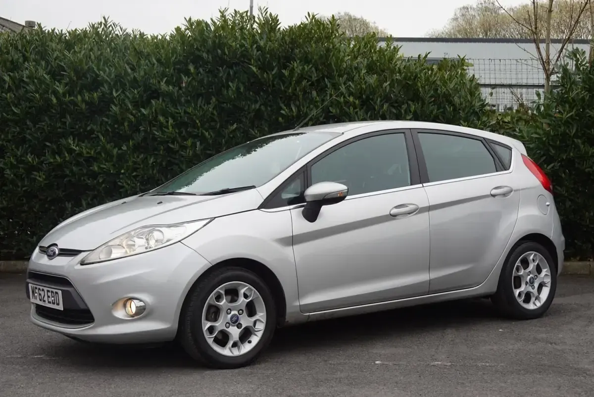 Used Ford Fiesta Zetec 2012 Silver Hatchback