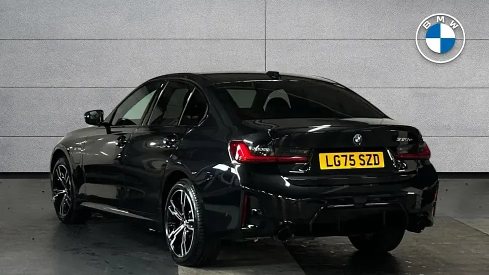 Used BMW 330 M Sport 288 HP (211 kW) 2025 Black