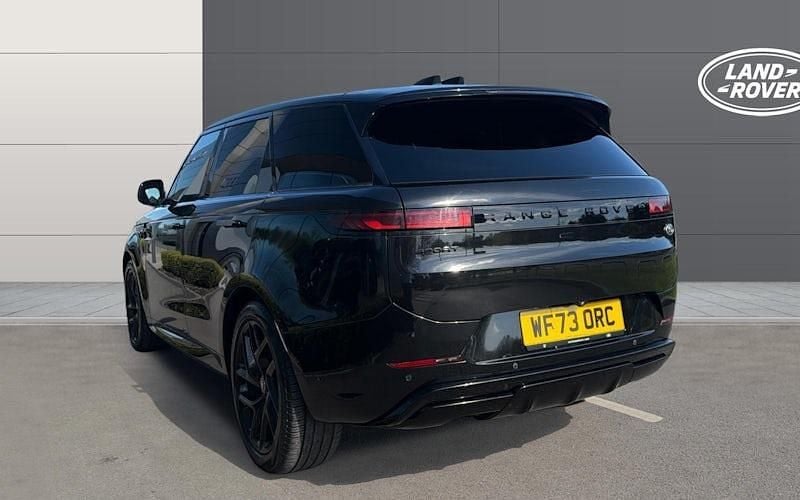 Used Land Rover Range Rover Sport SE Dynamic 300 HP (220 kW) 2025 SUV