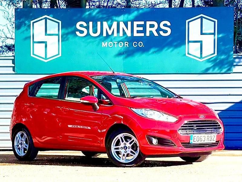Used Ford Fiesta Zetec 2013 Red Hatchback