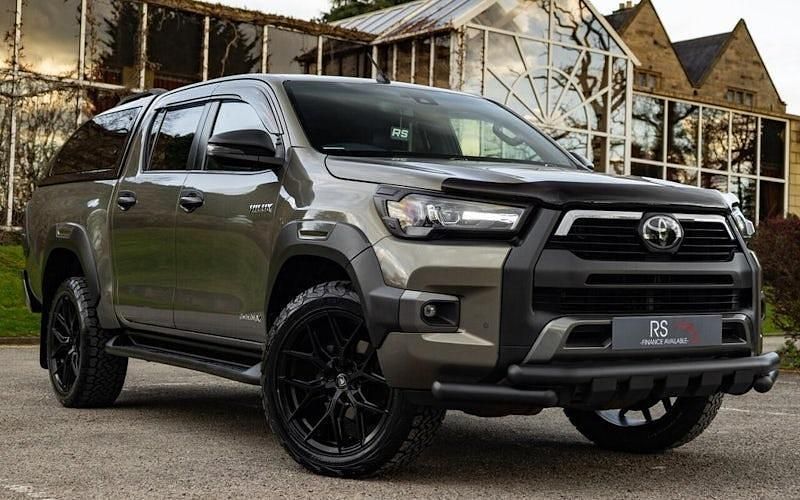 Used Toyota HiLux 204 HP (150 kW) 2024 Pickup